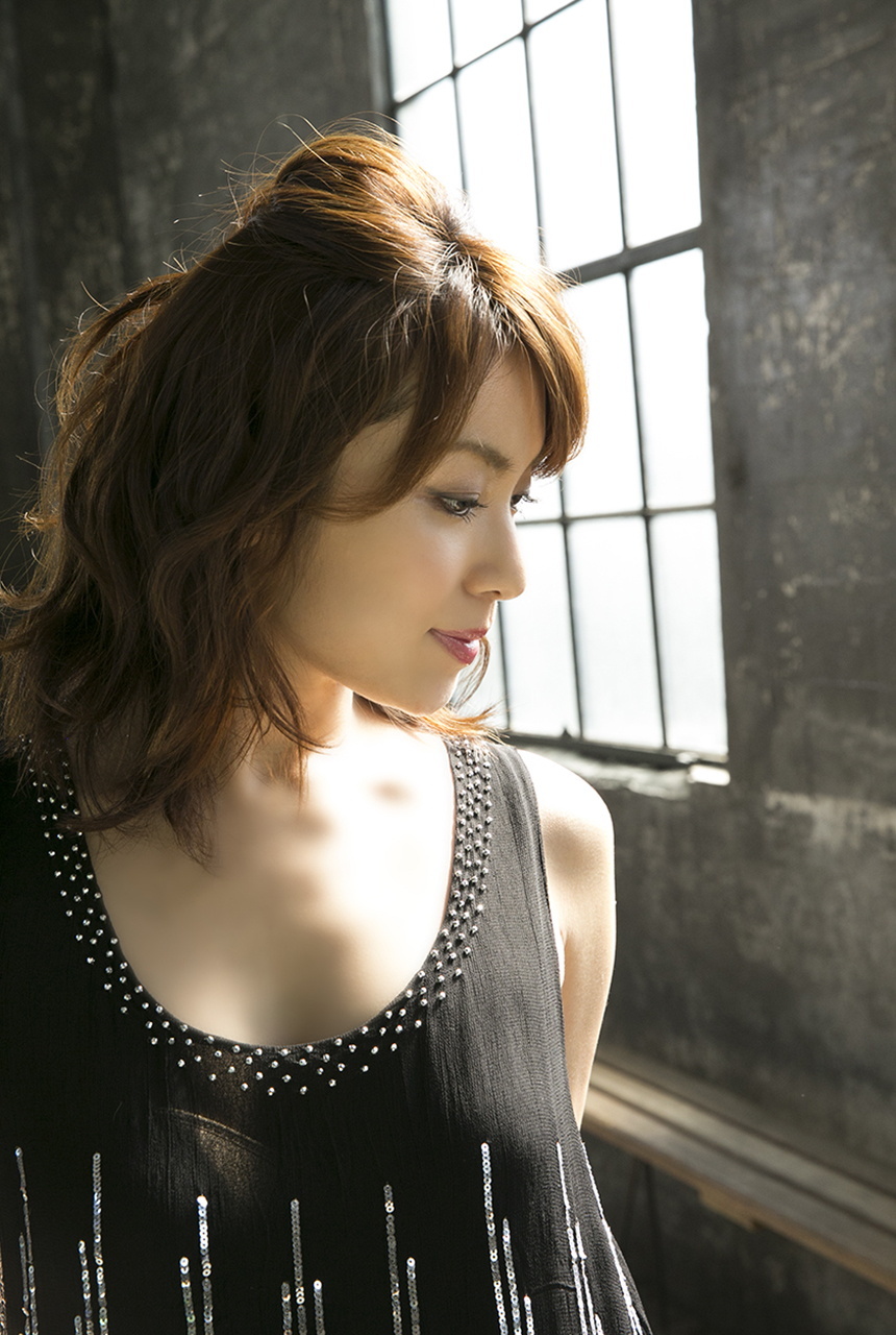 [image.tv] 2013.04 Rina Uchiyama 内山理名 - [笑顔の素]